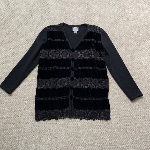 Lianne Barnes Black Velvet and Lace Long Cardigan - Picture 6 of 9